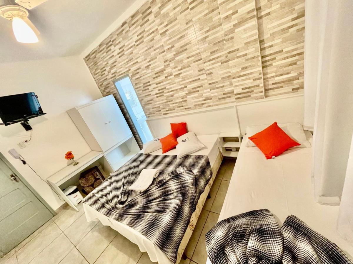 Hotel Centenario Жуис-ди-Фора Экстерьер фото