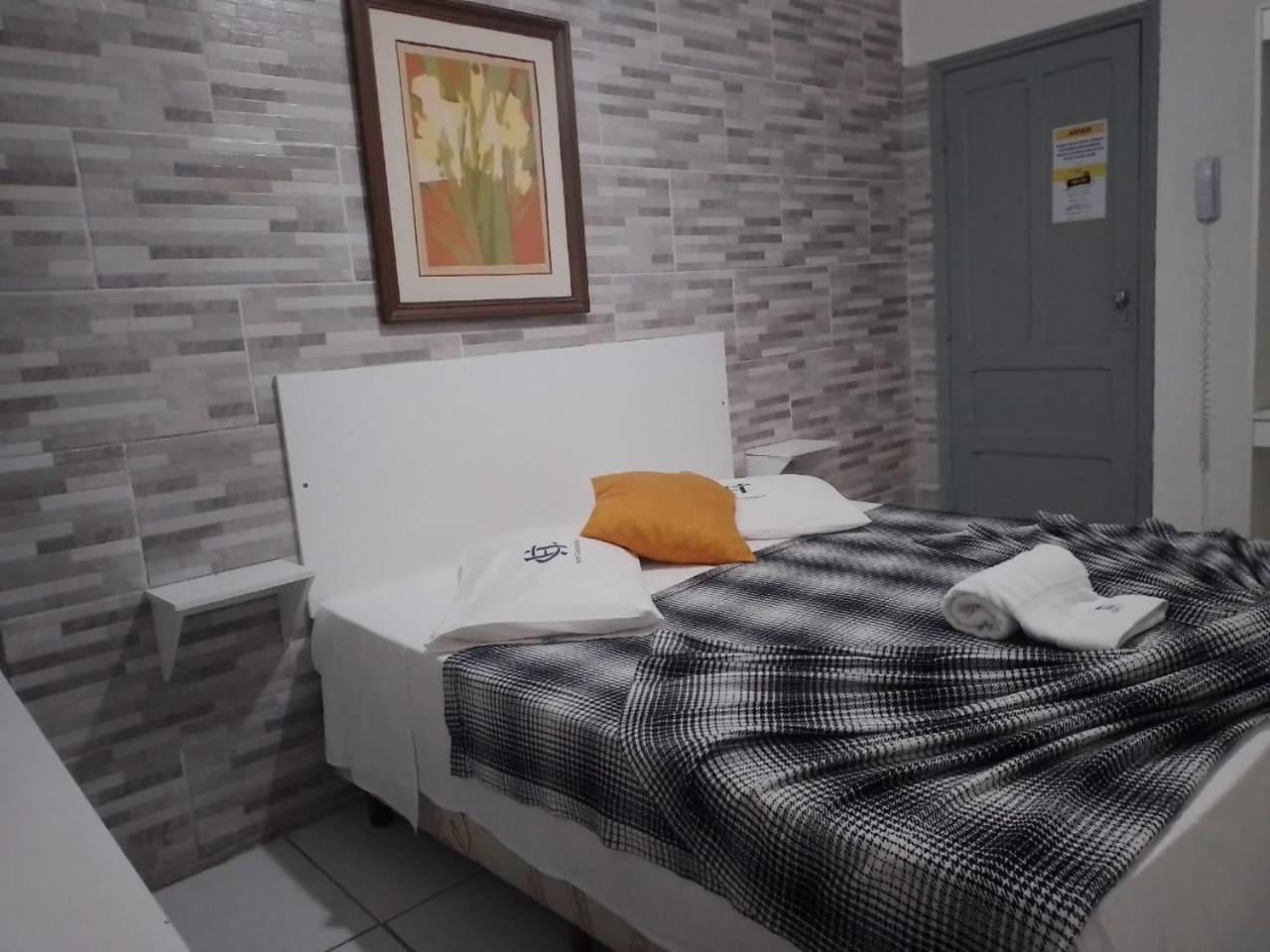Hotel Centenario Жуис-ди-Фора Экстерьер фото
