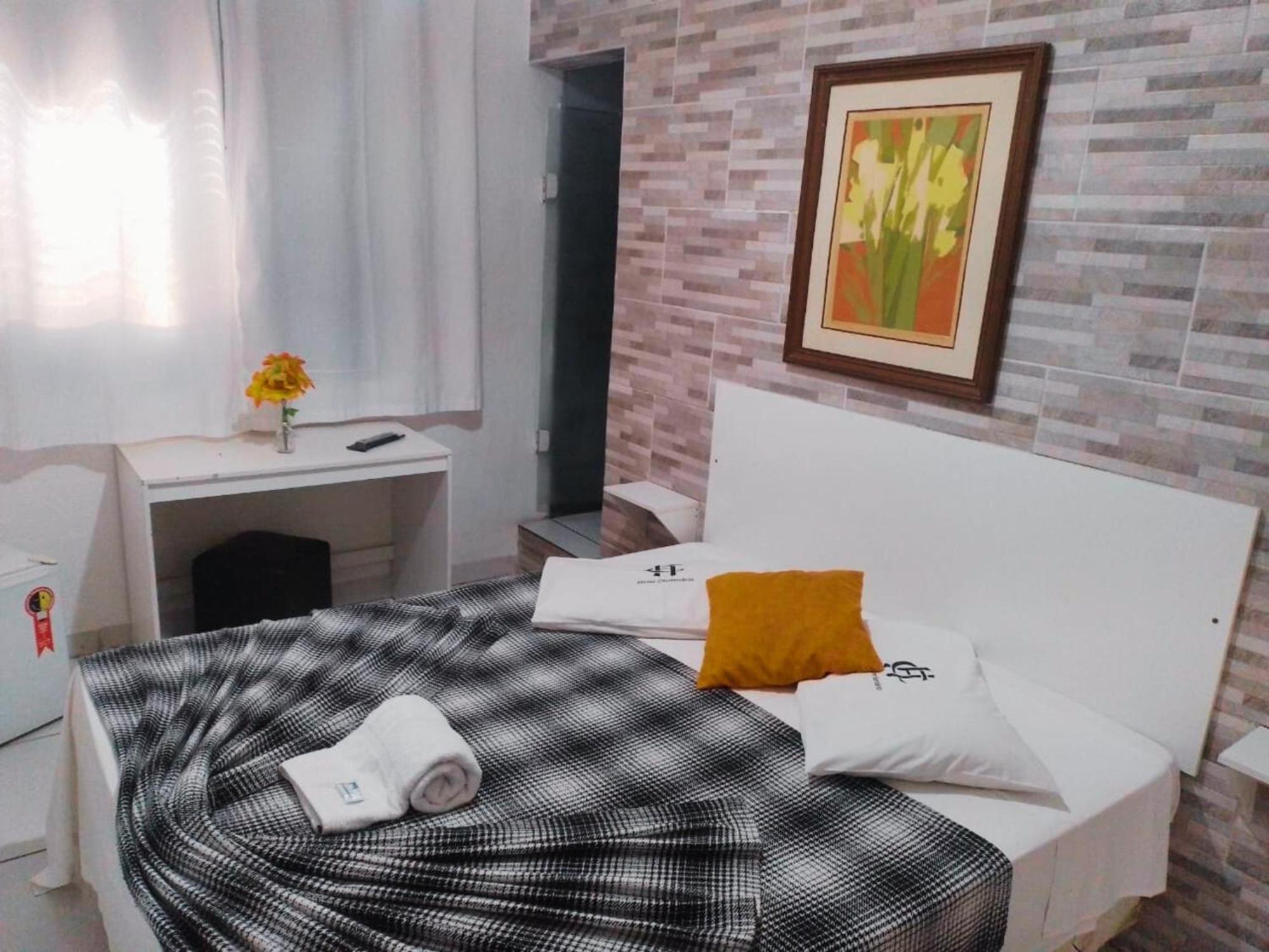 Hotel Centenario Жуис-ди-Фора Экстерьер фото